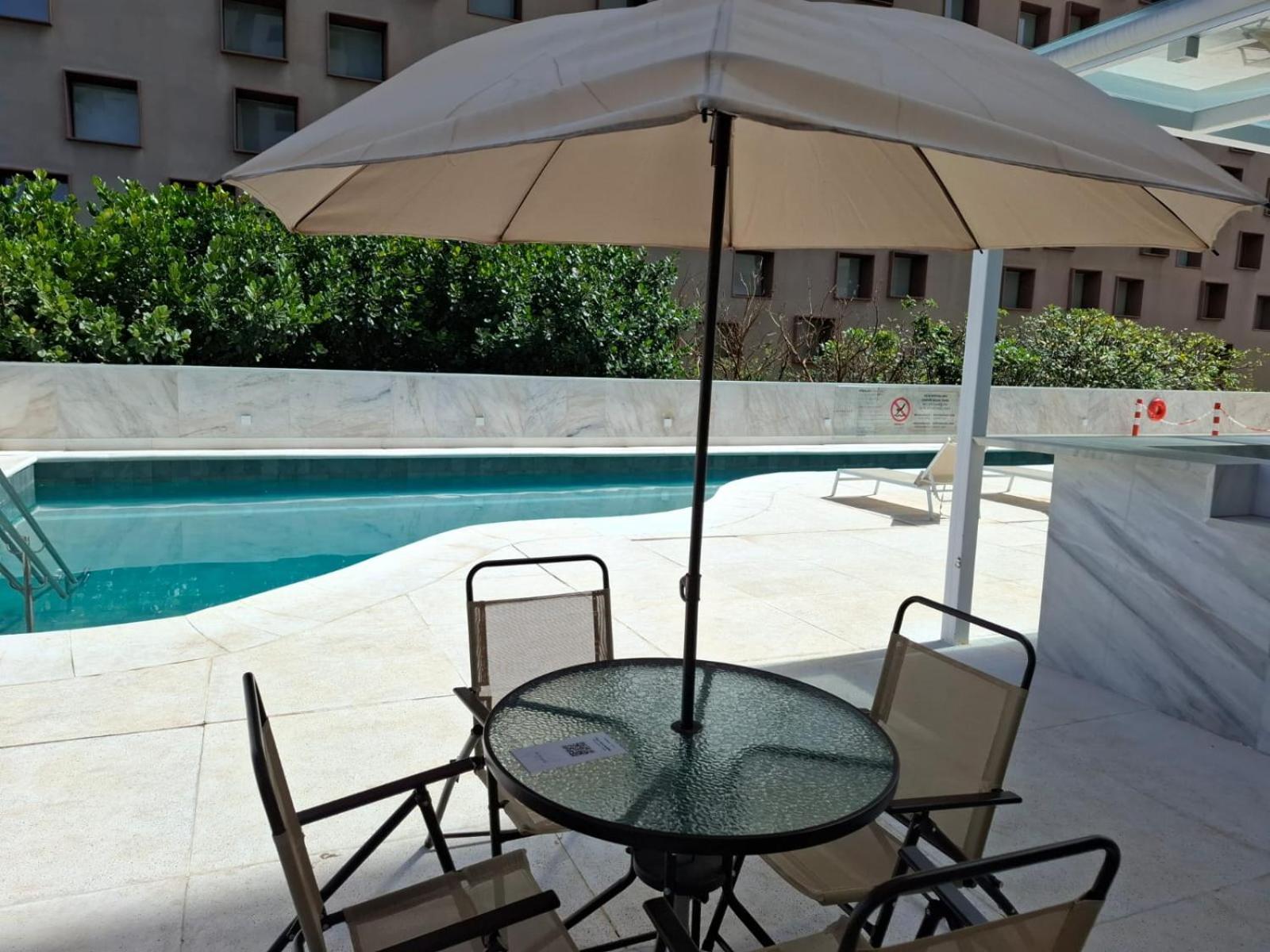 Flat Brasilia 50M2 Com Varanda Exterior foto